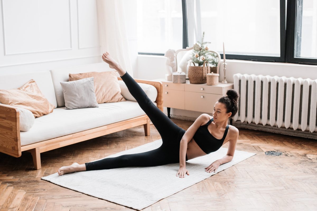 lying-side-leg-lift